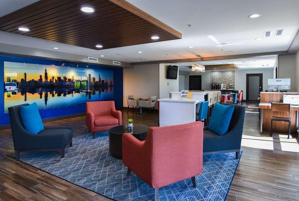 Best Western Plus Lafayette Hotel University Area Interior photo